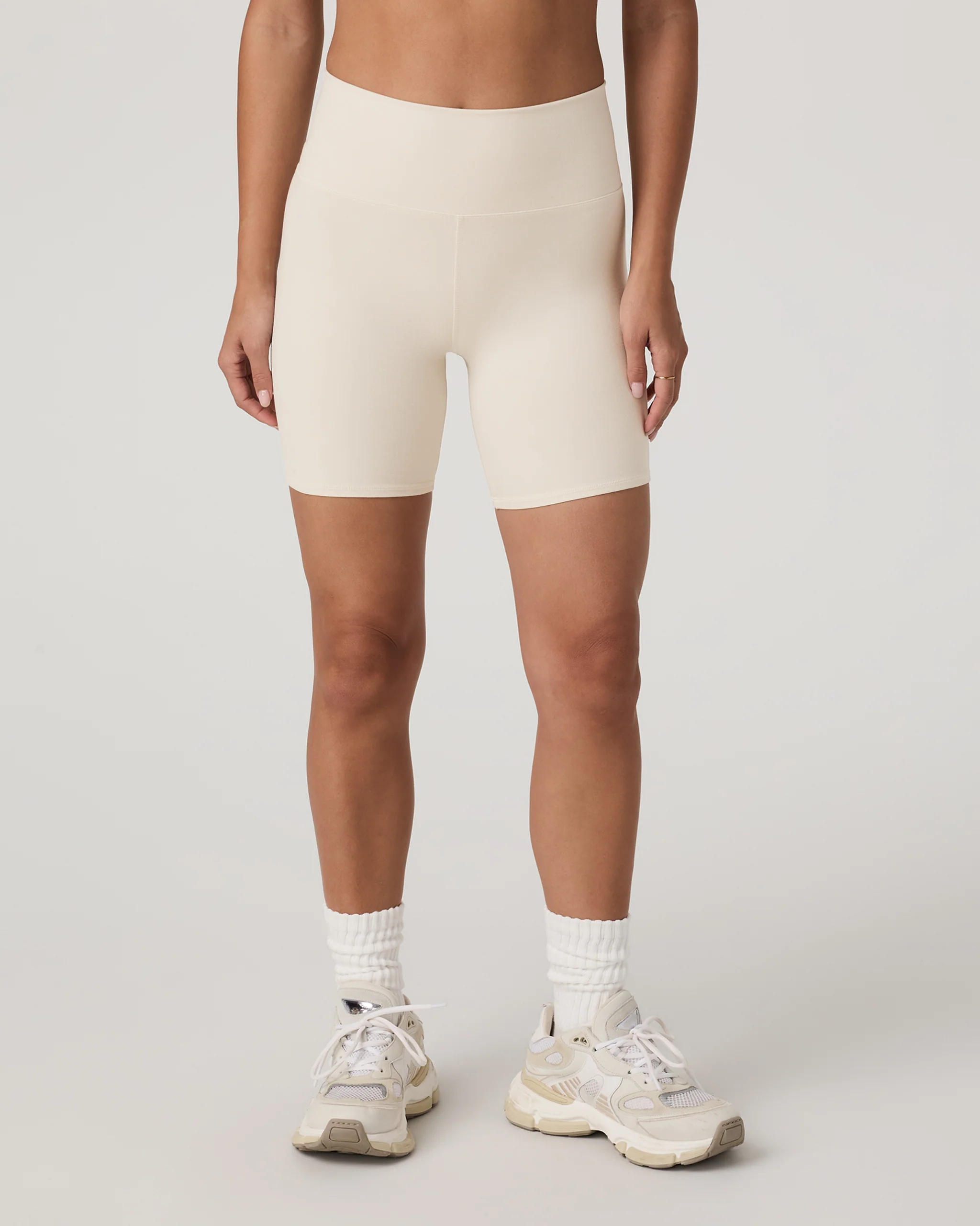 Clean Elevation Shorty 6"