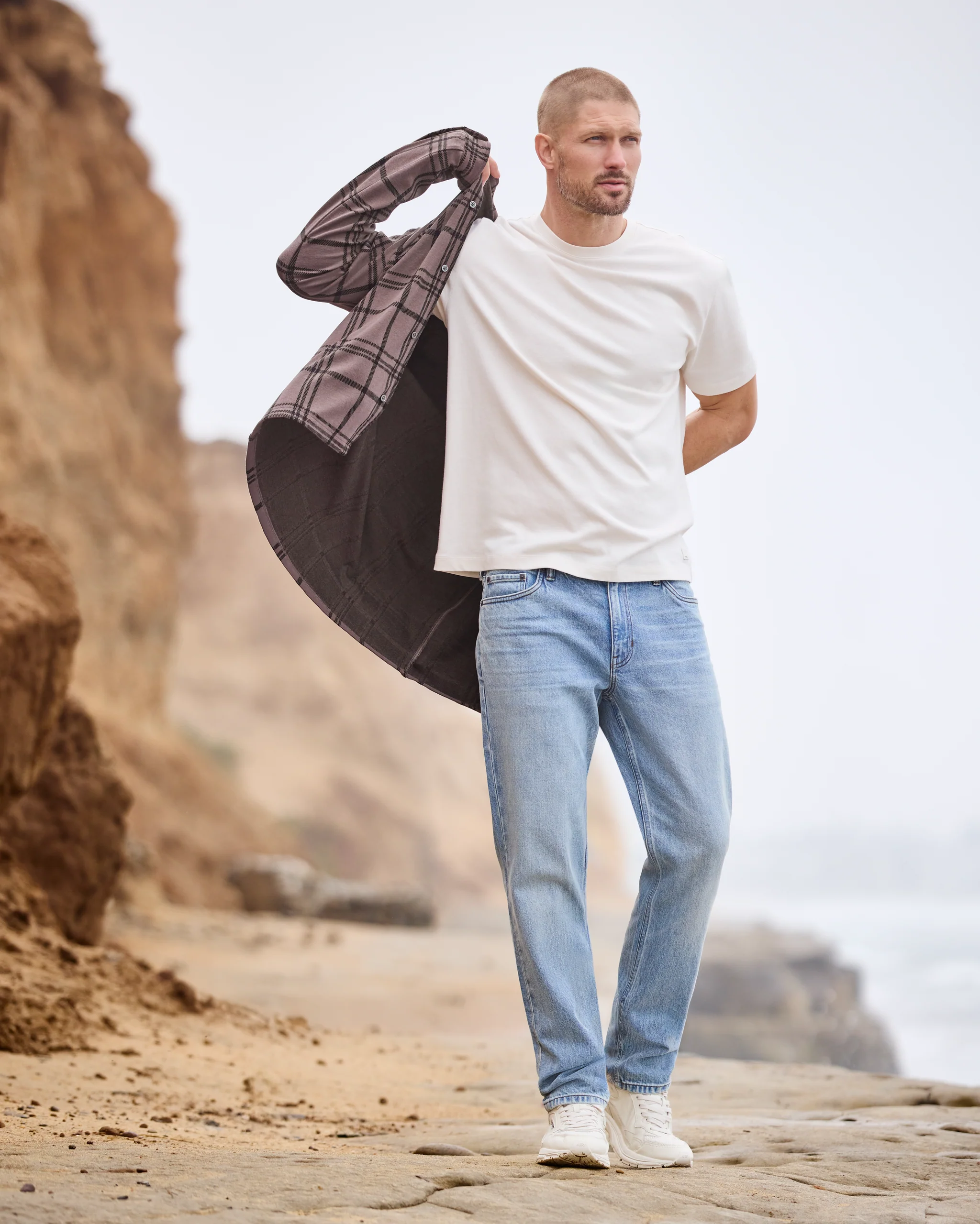 Vuori Vintage Jean Classic Fit 32