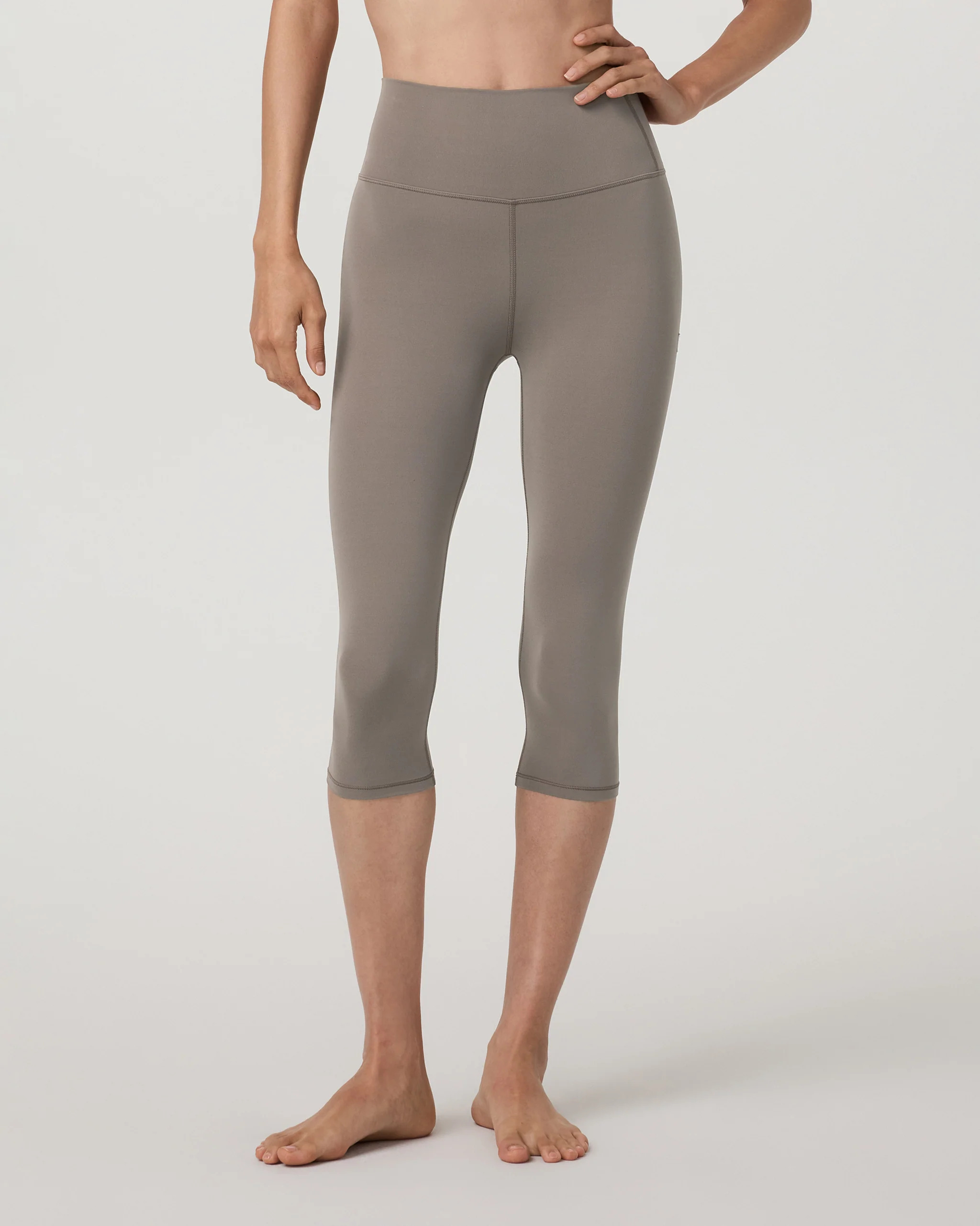 Vuori AllTheFeels™ Crop Legging